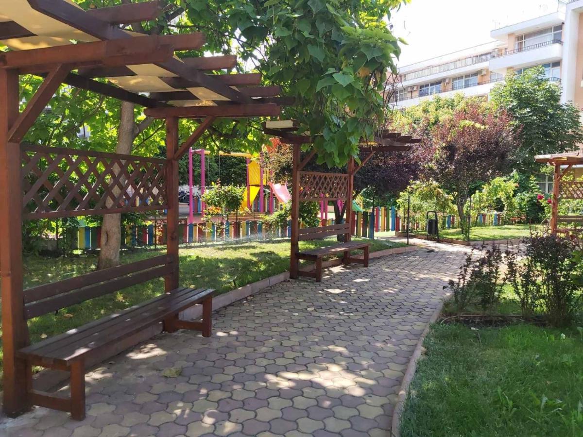 Holiday Apartments Grand Kamelia Slăntjev Brjag Exteriör bild