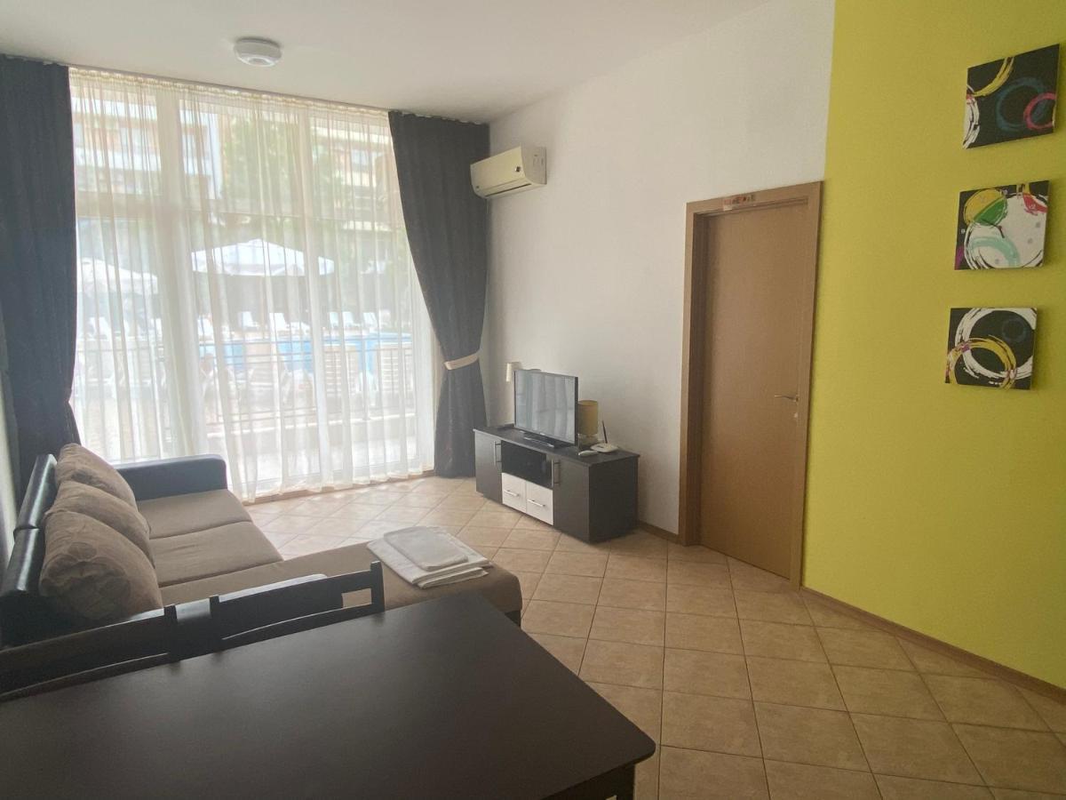 Holiday Apartments Grand Kamelia Slăntjev Brjag Exteriör bild