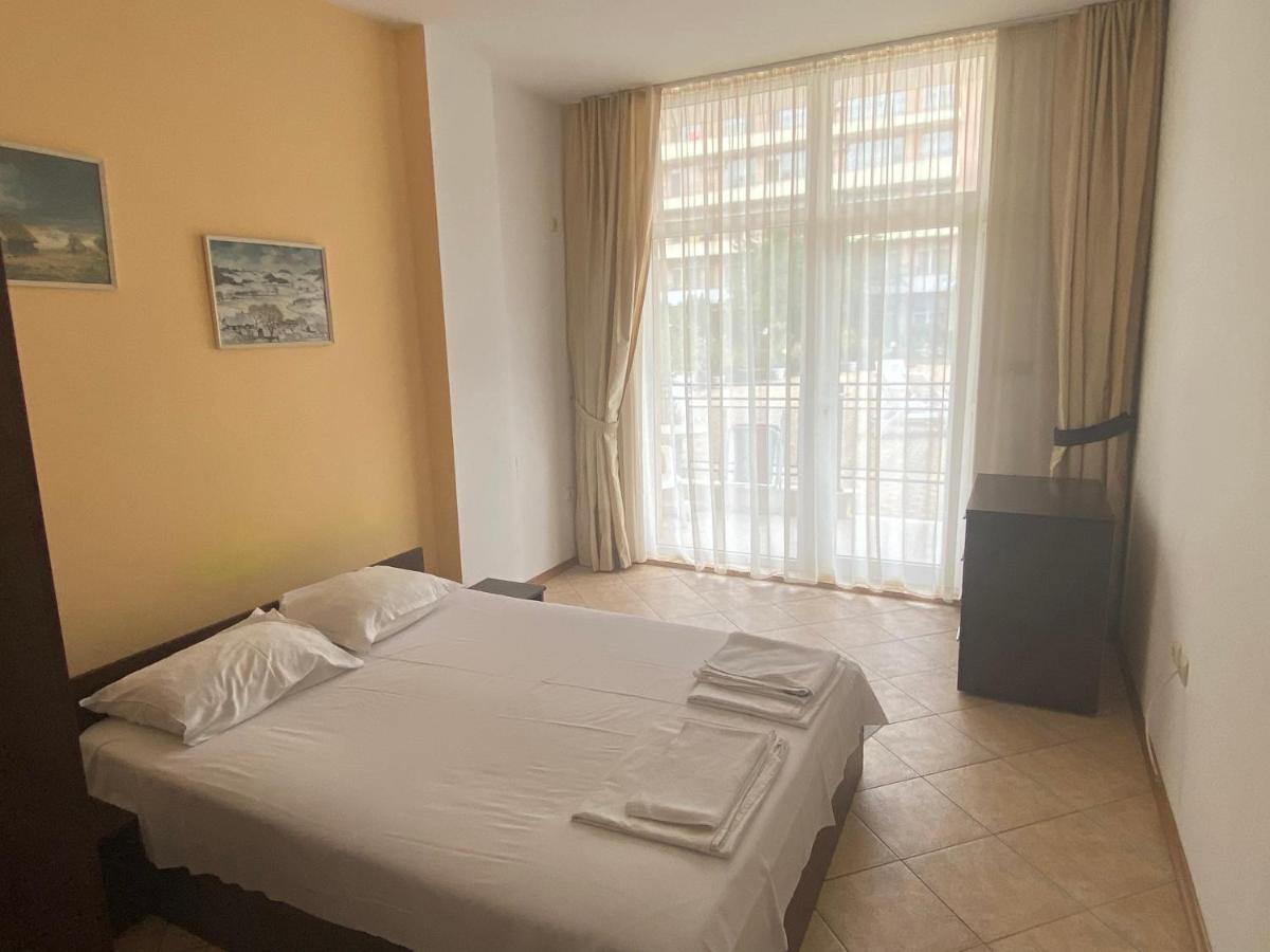 Holiday Apartments Grand Kamelia Slăntjev Brjag Exteriör bild