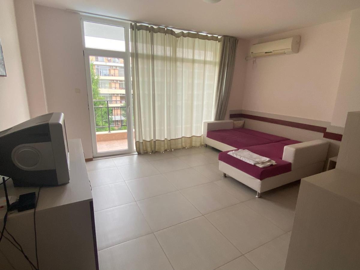 Holiday Apartments Grand Kamelia Slăntjev Brjag Exteriör bild
