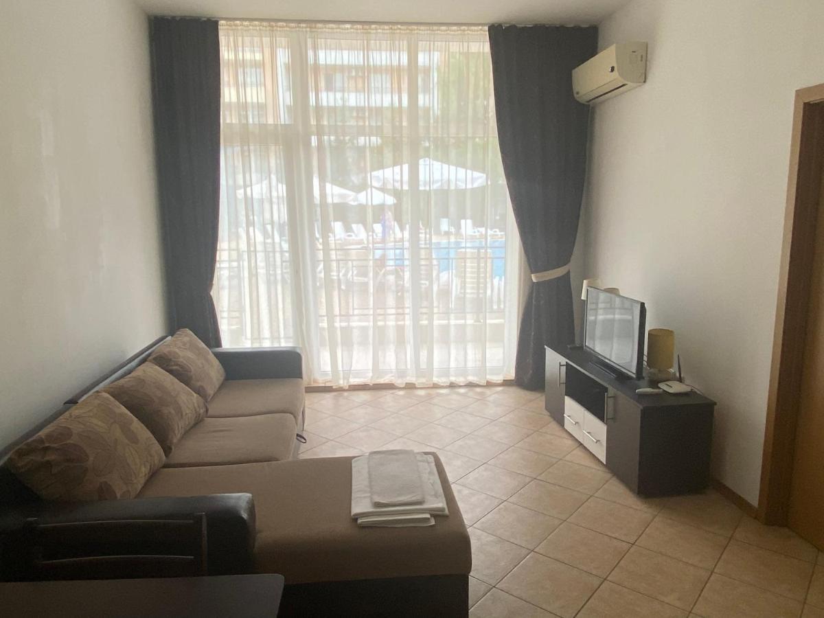 Holiday Apartments Grand Kamelia Slăntjev Brjag Exteriör bild