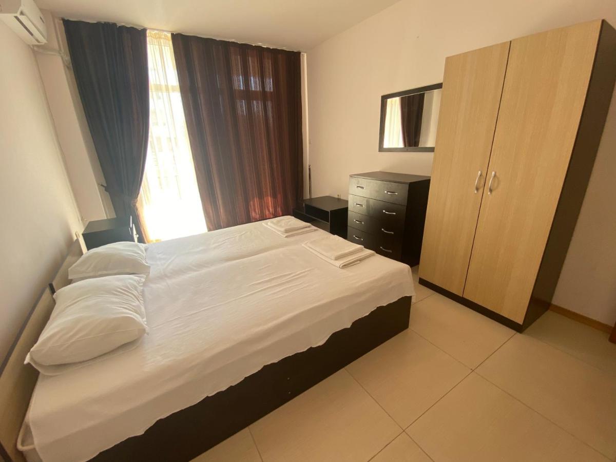 Holiday Apartments Grand Kamelia Slăntjev Brjag Exteriör bild